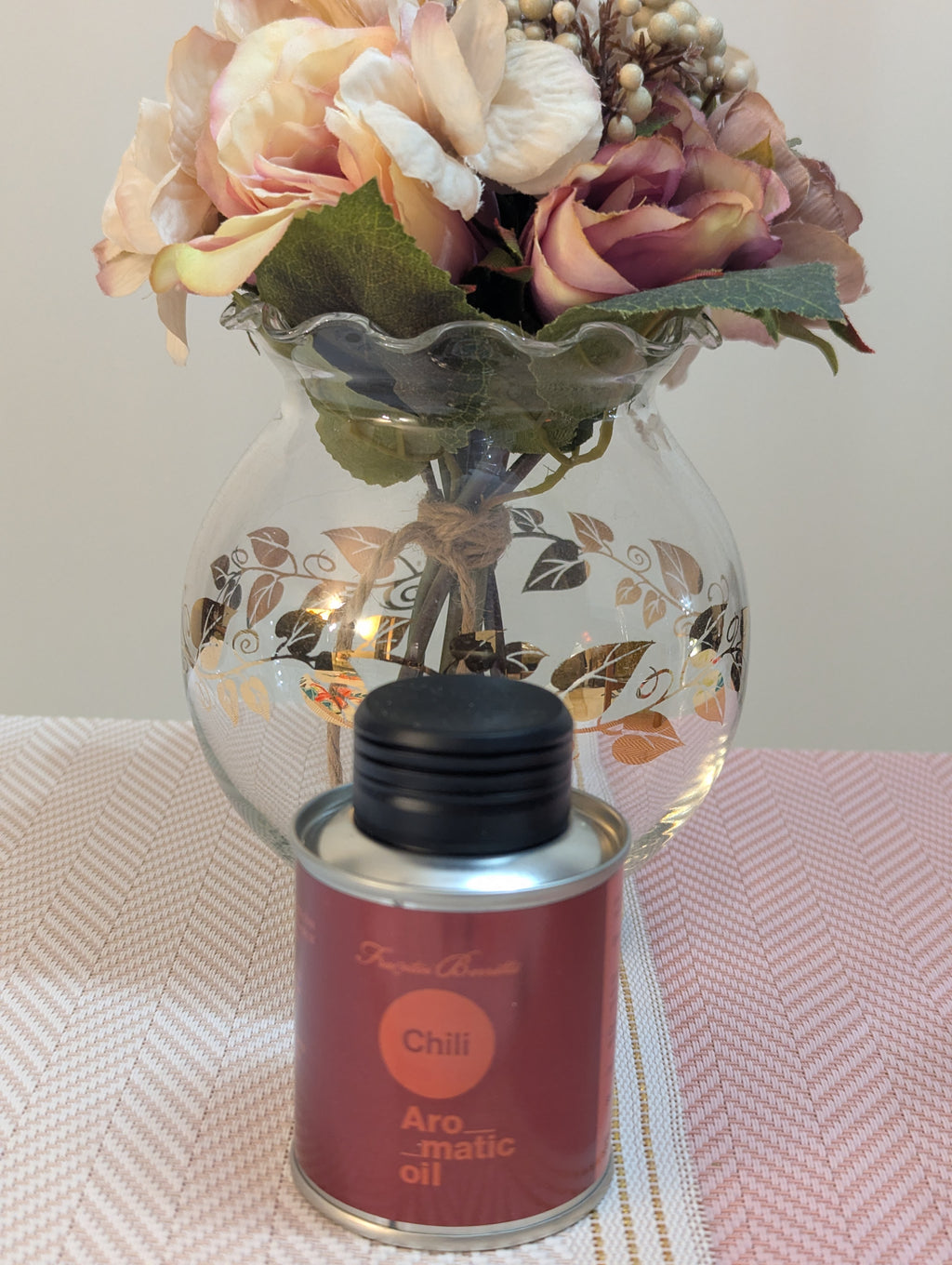 Huiles d'olive extra vierge 8 saveurs de Sicile aux arômes naturels- 8 flacons de 100 ml.  Orange, citron, ail, thym, romarin, chili, truffe, basilic.